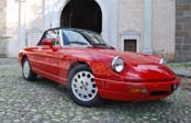 Alfa Romeo Duetto Spider Rossa - side view